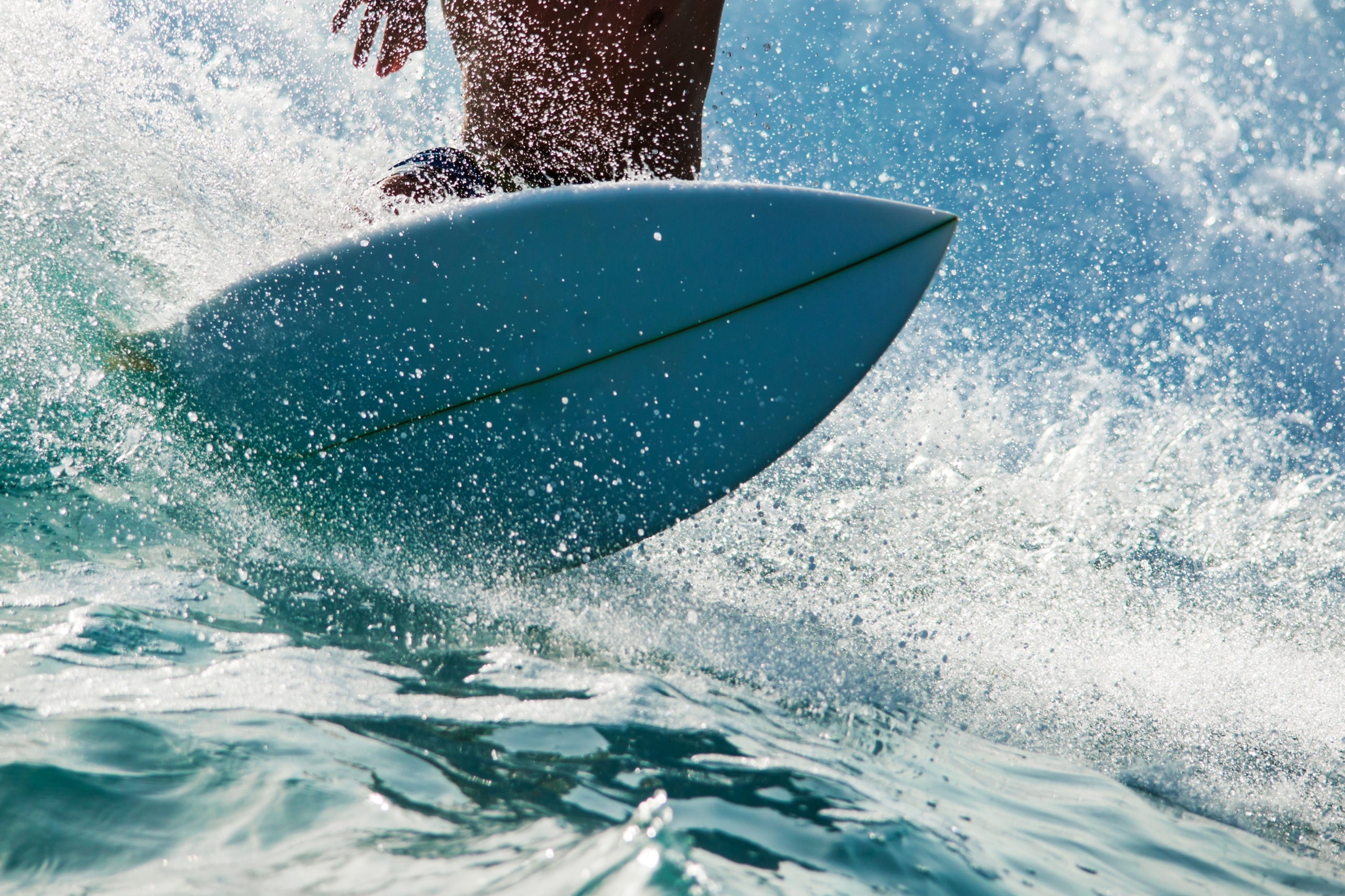 Best Beginner-Friendly Destinations For Extreme Water Sports Around The World